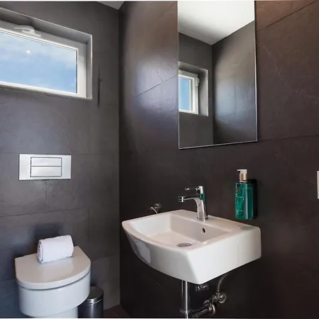 Villa Ereza Royal Deluxe Hoopoe 102
